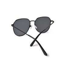 Load image into Gallery viewer, VEU Etro Sunglasses 0071 57 Black
